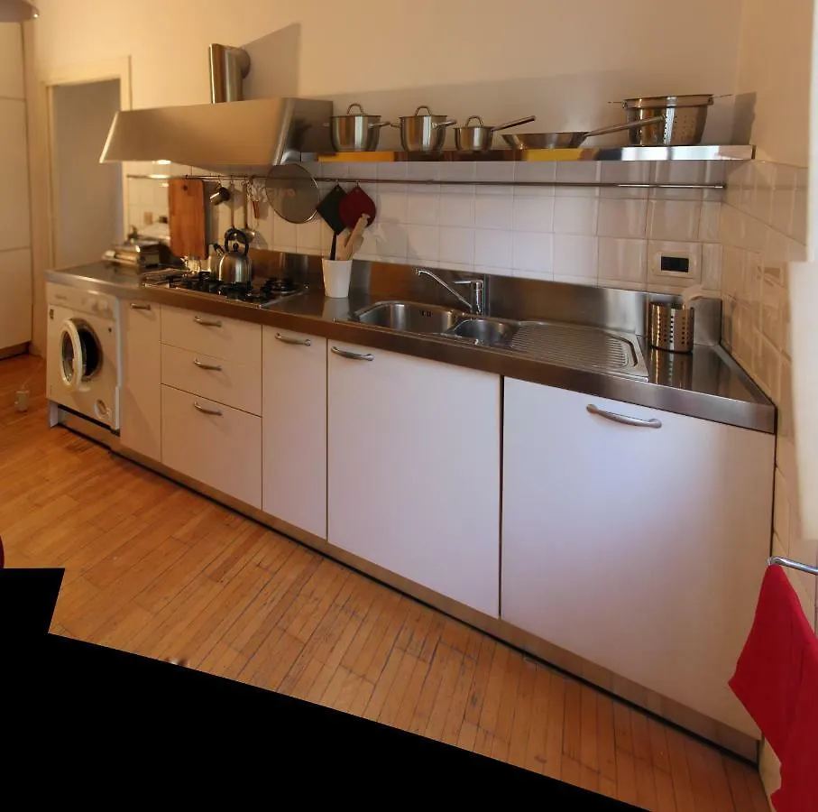 Luminous Stylish Quiet 150M2, Tre Torri Apartment Milan