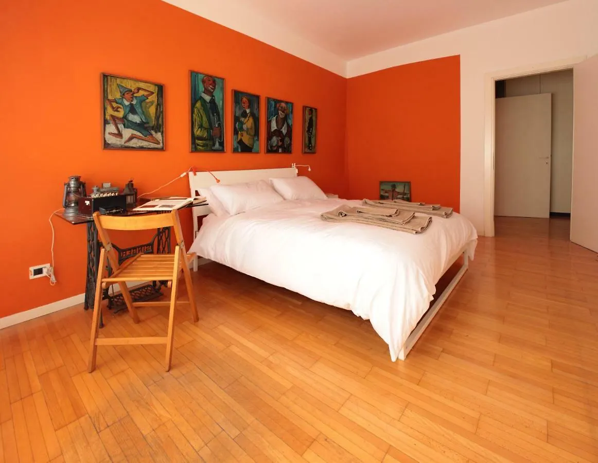 Luminous Stylish Quiet 150M2, Tre Torri Apartment Milan